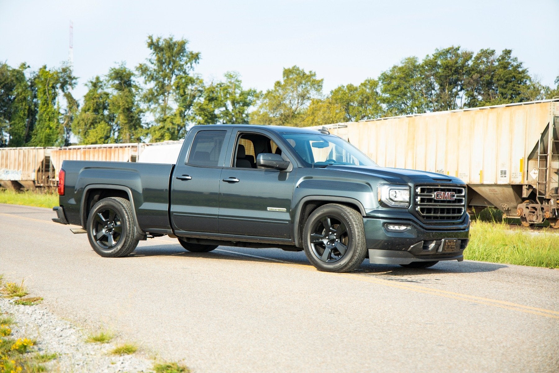2 Inch Lowering Kit | 4 Inch Rear Lowering | M1 | Chevy/GMC 1500 4WD (14-18) | 71640