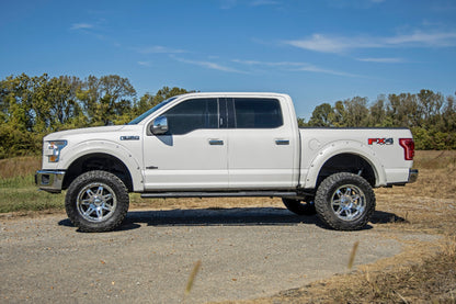 Oval Nerf Step | Crew Cab | Black | Ford F-150/Lightning/F-250/F-350/Raptor (15-25) | 21005