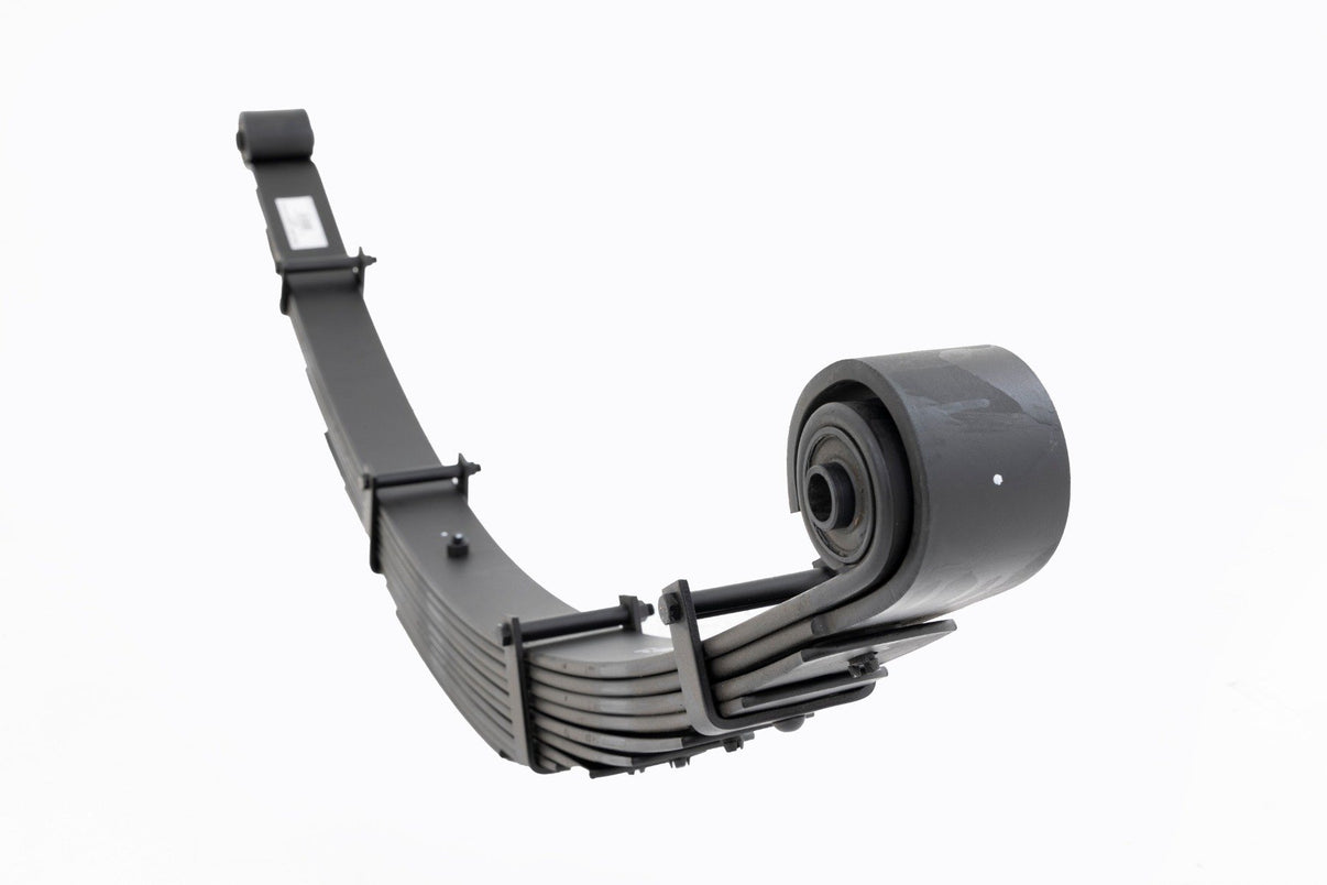 Front Leaf Springs |8" Lift | Pair | Ford F-250/F-350 Super Duty 4WD (99-04) | 8073Kit