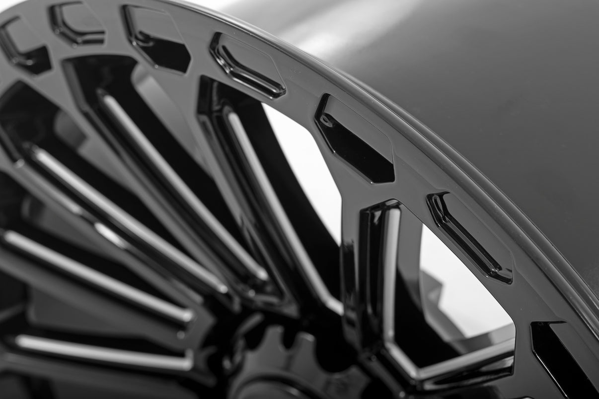 Rough Country 97 Series Wheel | One-Piece | Gloss Black | 20x10 | 8x170 | -19mm | 97201011