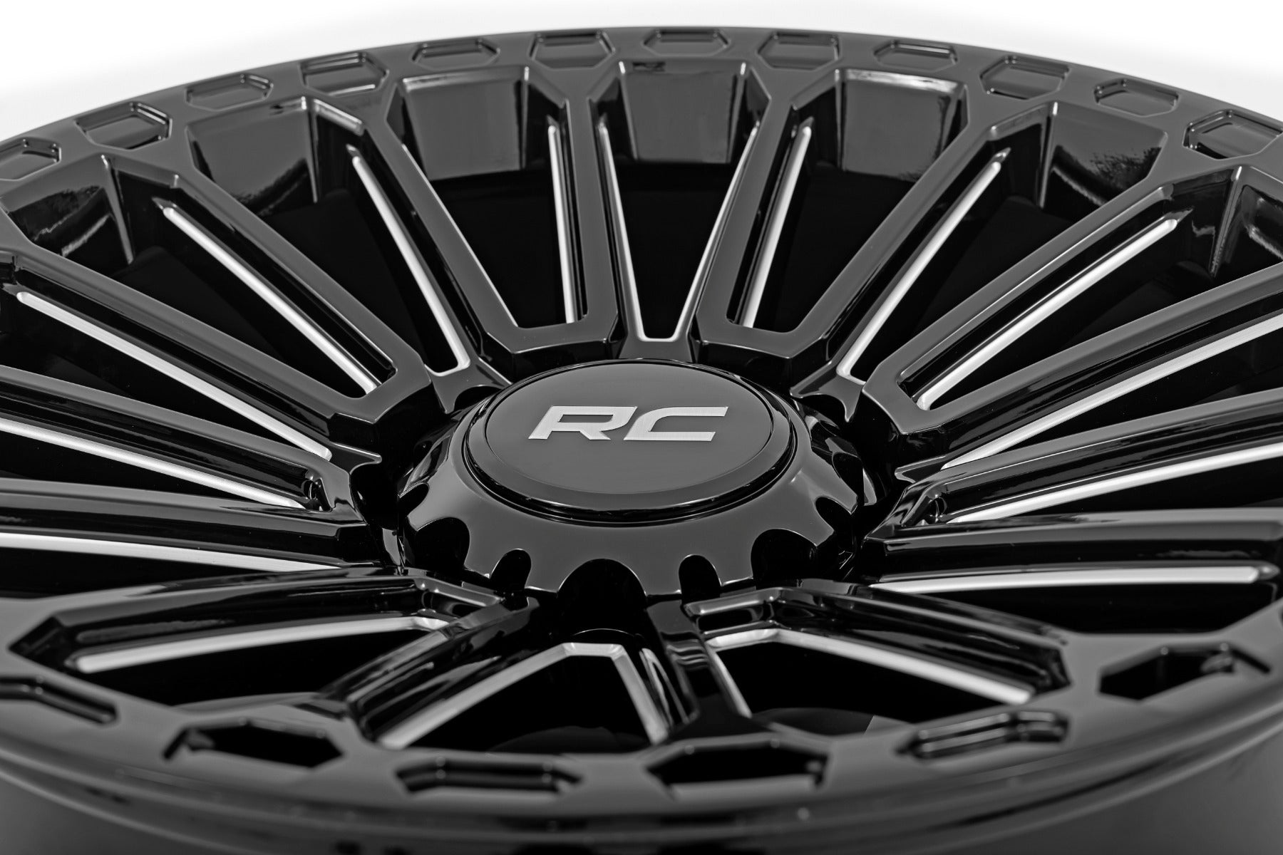 Rough Country 97 Series Wheel | One-Piece | Gloss Black | 22x10 | 6x5.5 | -25mm | 97221012