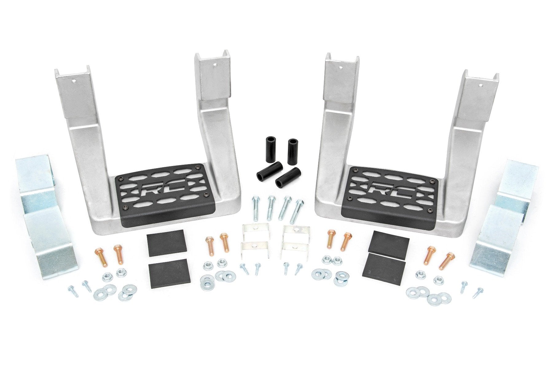 Single Hoop Step | Universal | Alum | Pair | Multiple Makes & Models (Chevy/Ford/GMC/Ram) | 117510