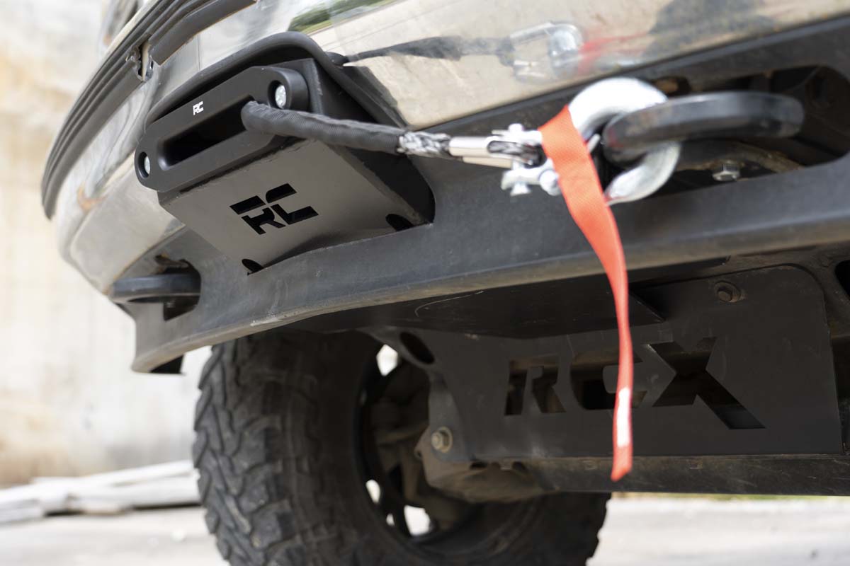 Hidden Winch Mounting Plate | Chevy C1500/K1500 Truck & SUV 4WD (1988-1999) | 11008