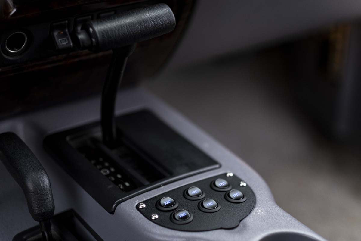 MLC-6 | Multiple Light Controller | Jeep Cherokee XJ 2WD/4WD (1997-2001) | 70954