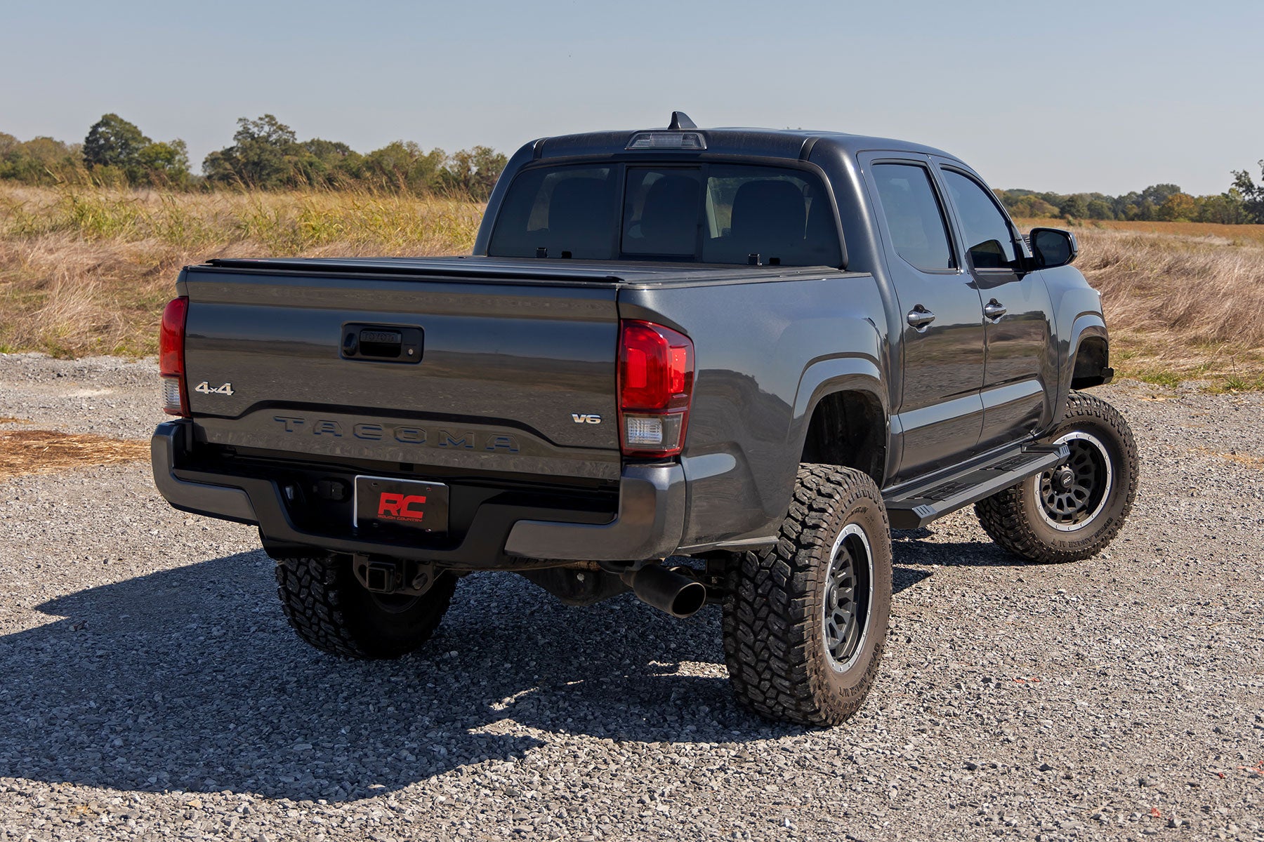 HD2 Aluminum Running Boards | Double Cab | Toyota Tacoma 2WD/4WD (2005-2023) | SRB051785A
