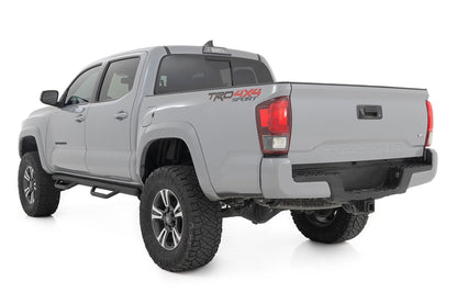 Rough Country | Nerf Steps | Cab Length | Crew Cab | 5' Bed | Toyota Tacoma 2WD/4WD (05-23) | RCT0580CCB